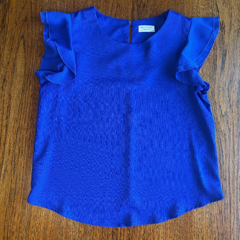 Blue short sleeve ruffle blouse Milk + Honey size L - Picture 8 of 10